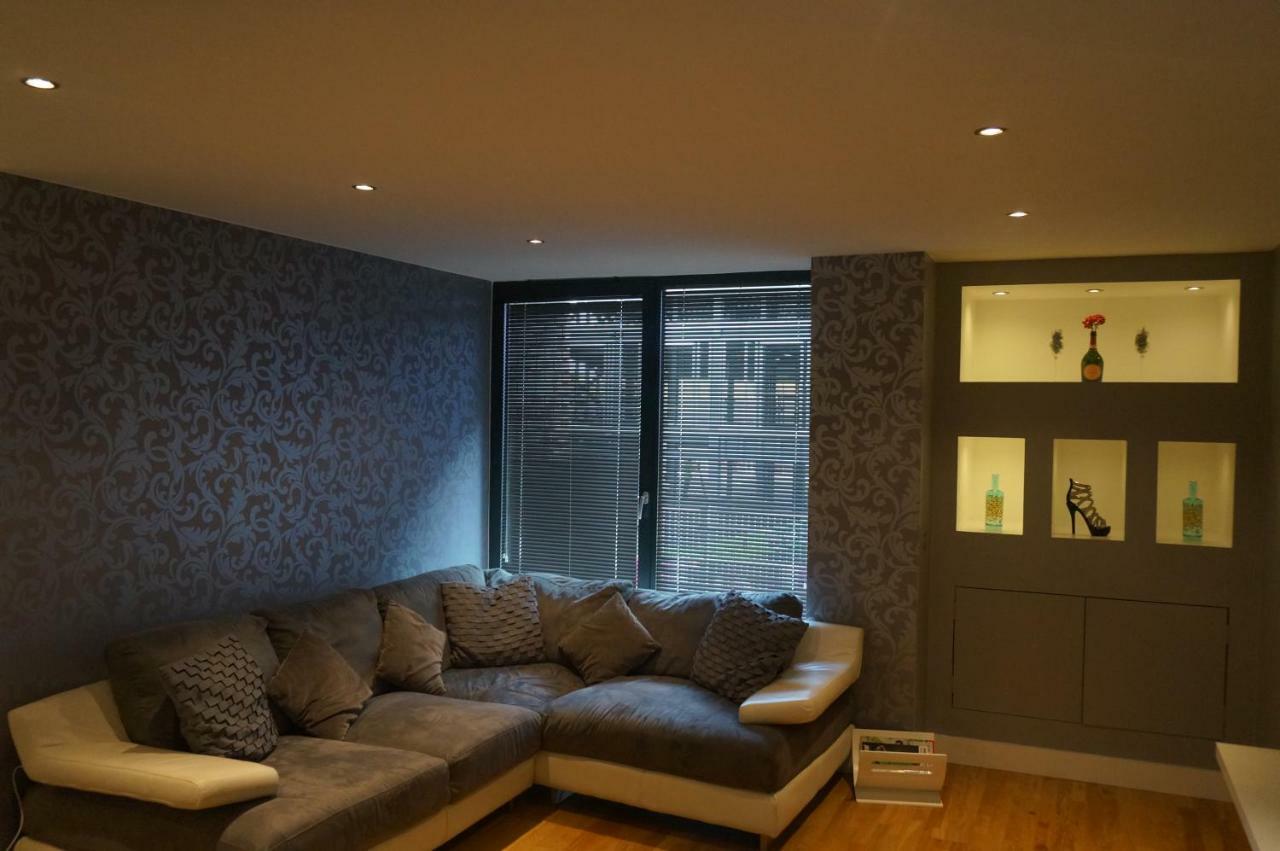 2 Bedroom Apartment - Close To Piccadilly Train Station / Edge Of The Northern Quarter Manchester Exterior foto